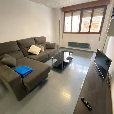 Comodo En El Centro De *